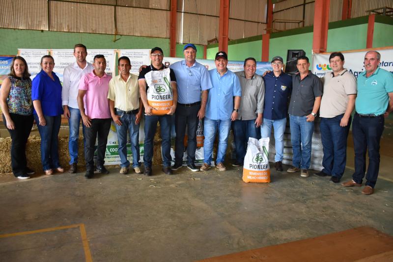 Vereadores prestigiam entrega do Plano Safra 2019/2020